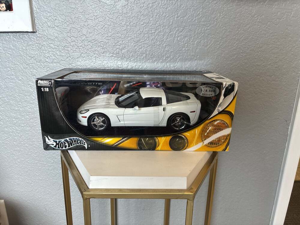 Hot Wheels 1:18 Scale C6 Corvette Limited Edition Diecast Car